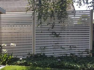 Aluminum Privacy Wall photo